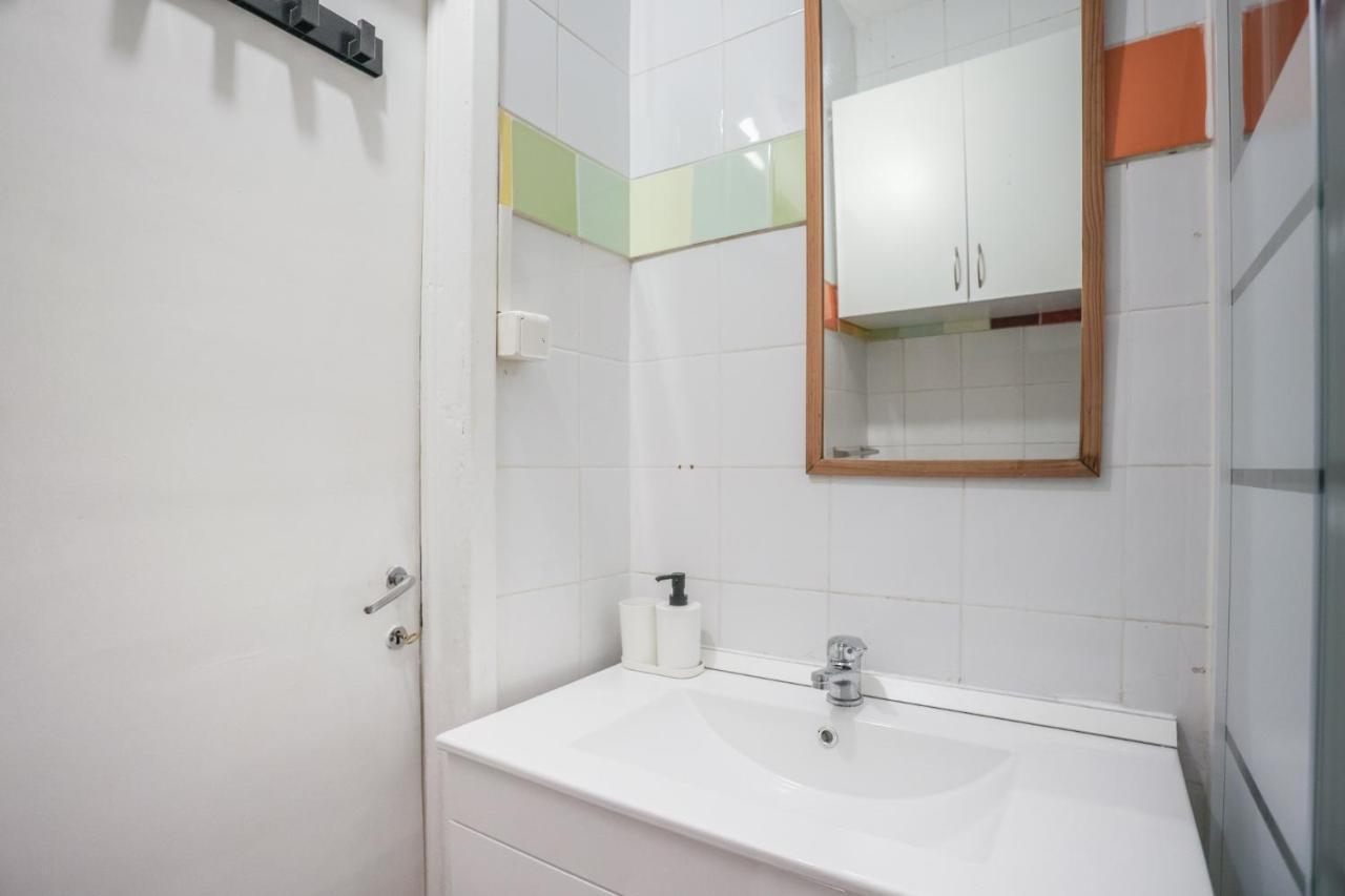 Lovely Apt In Bairro Alto Lisbon Bagian luar foto