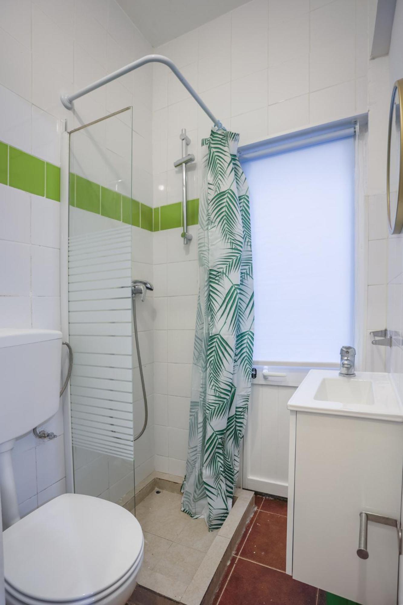 Lovely Apt In Bairro Alto Lisbon Bagian luar foto